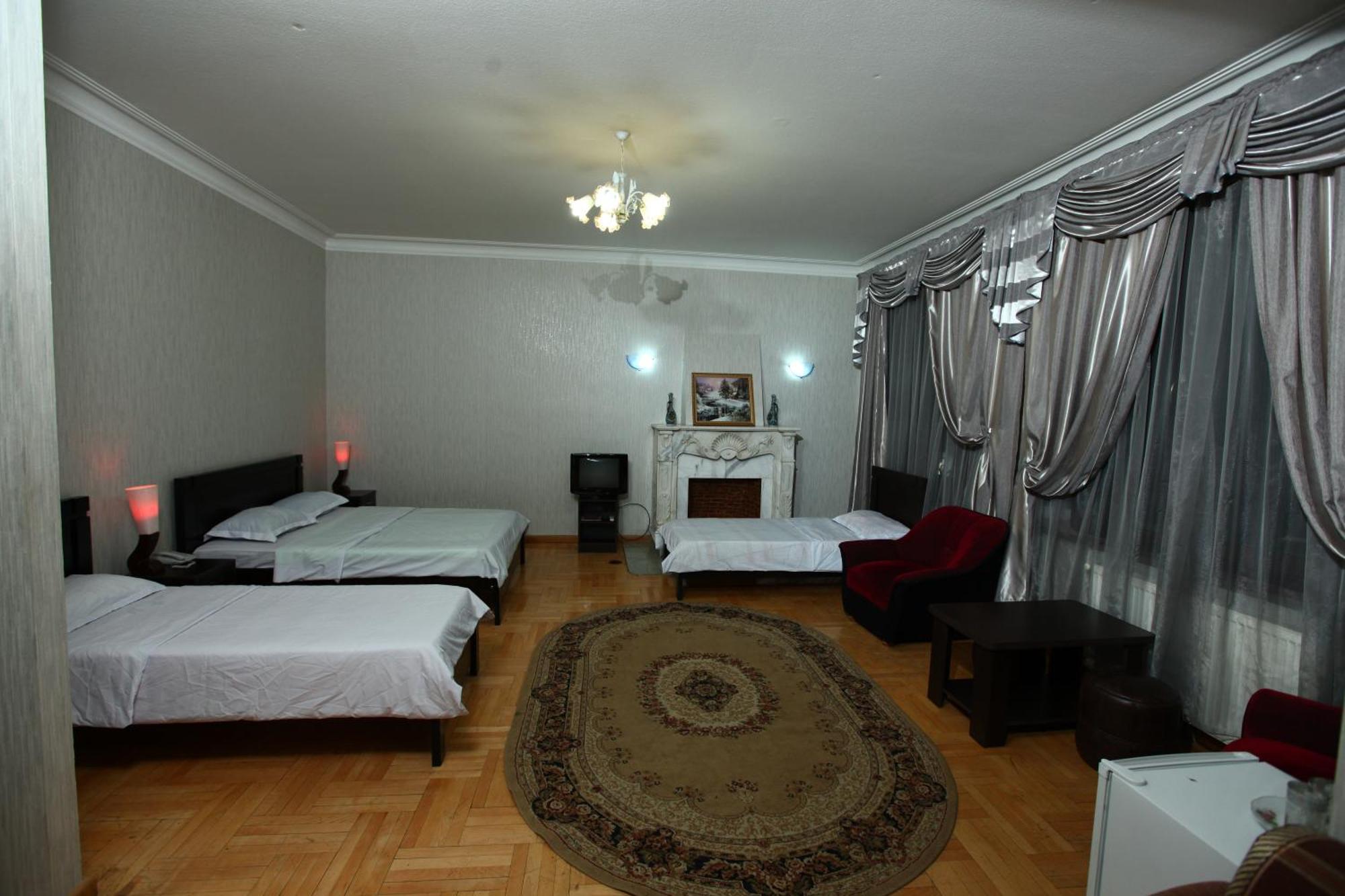 Hotel Nice Tbilisi Exterior photo